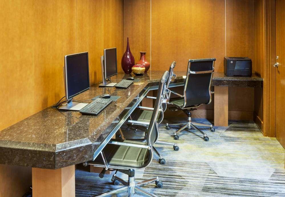 מלון Courtyard By Marriott Boston Logan Airport מראה חיצוני תמונה