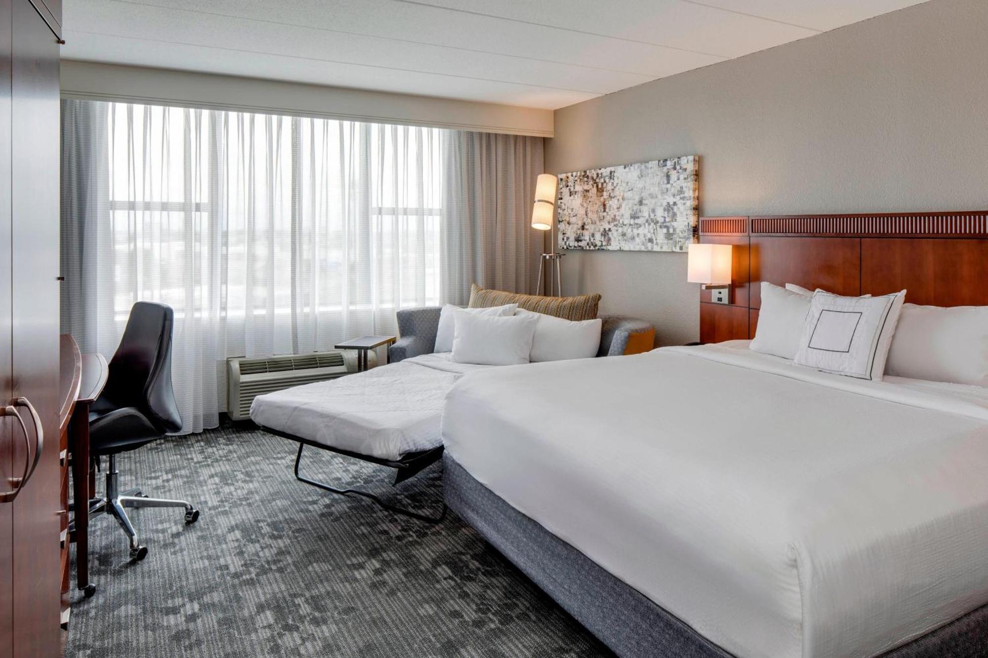 מלון Courtyard By Marriott Boston Logan Airport מראה חיצוני תמונה