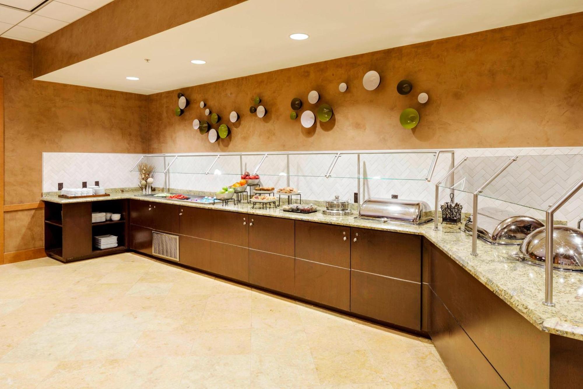 מלון Courtyard By Marriott Boston Logan Airport מראה חיצוני תמונה