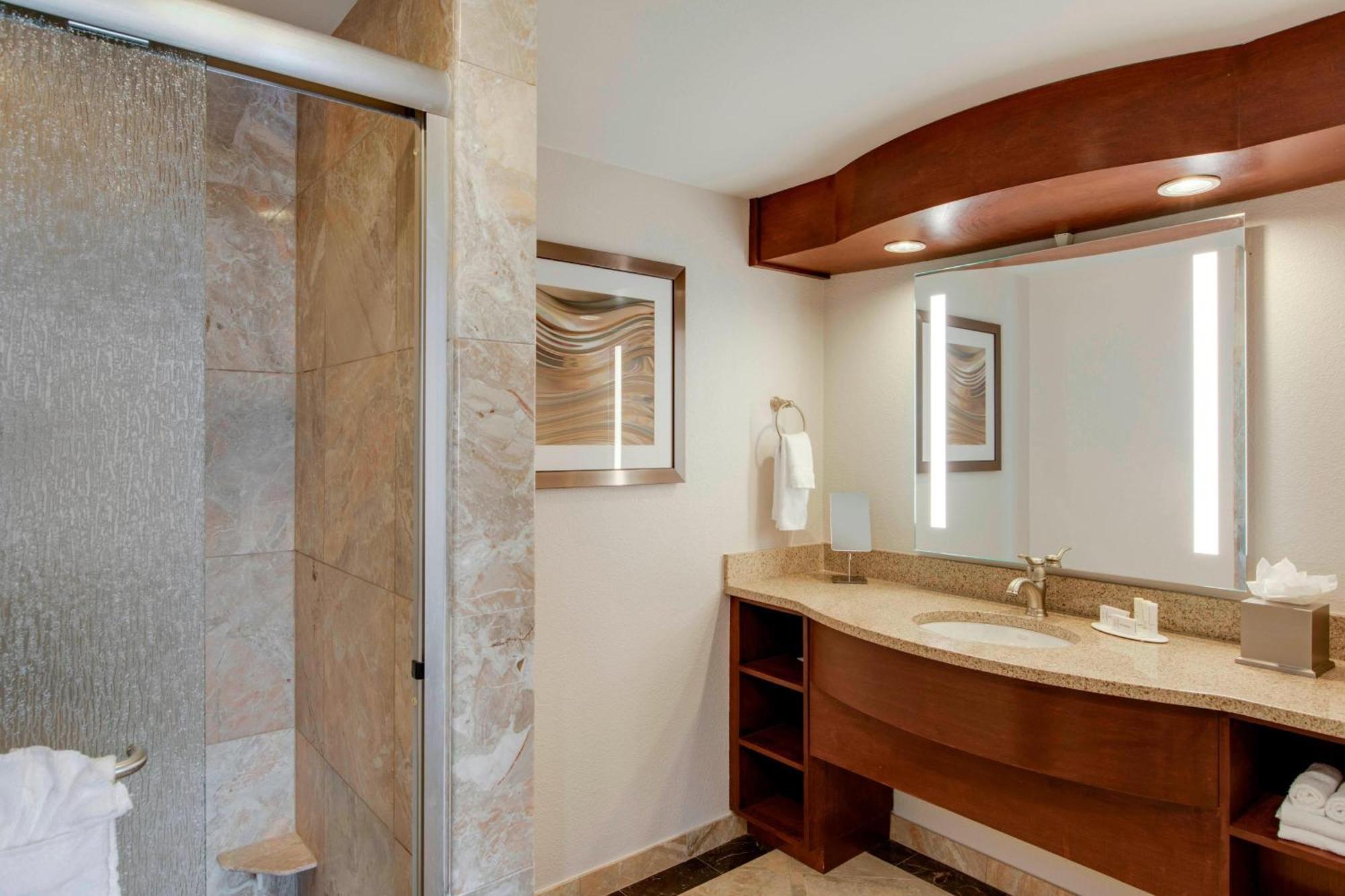 מלון Courtyard By Marriott Boston Logan Airport מראה חיצוני תמונה