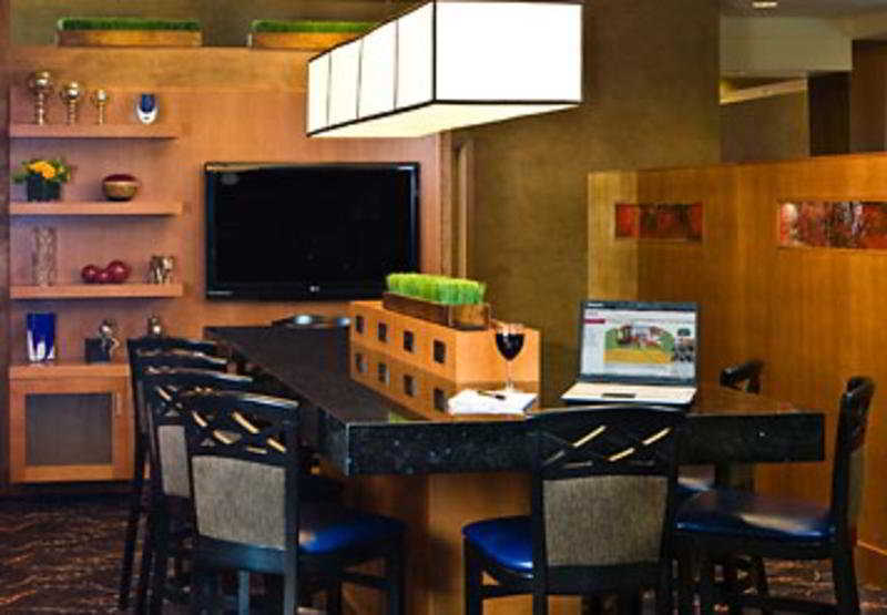 מלון Courtyard By Marriott Boston Logan Airport מראה חיצוני תמונה