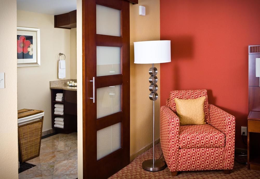 מלון Courtyard By Marriott Boston Logan Airport מראה חיצוני תמונה